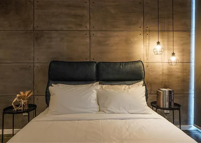 Klcc Scarletz Suites 4Pax Kuala Lumpur By Unimax