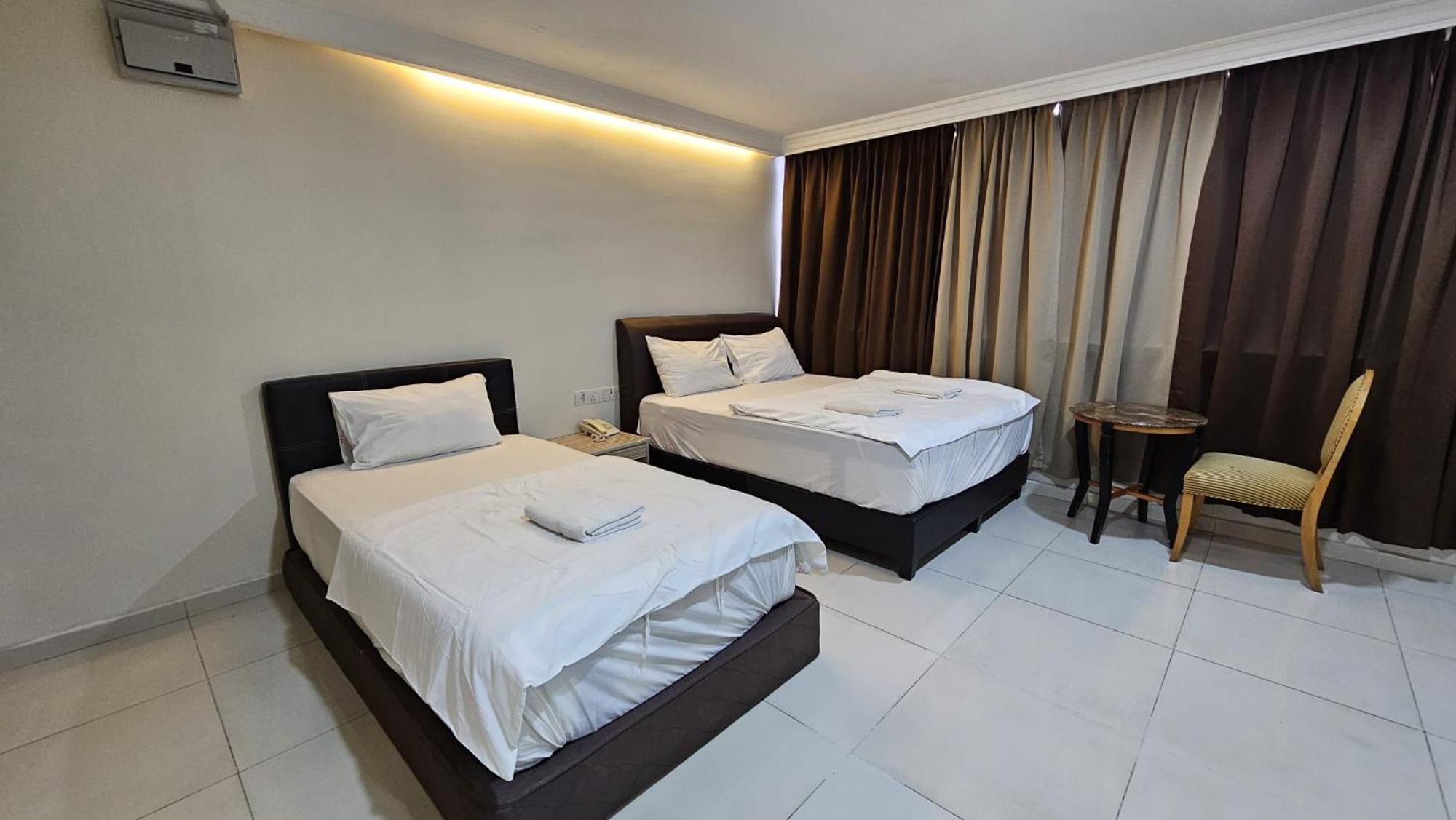Triple Room