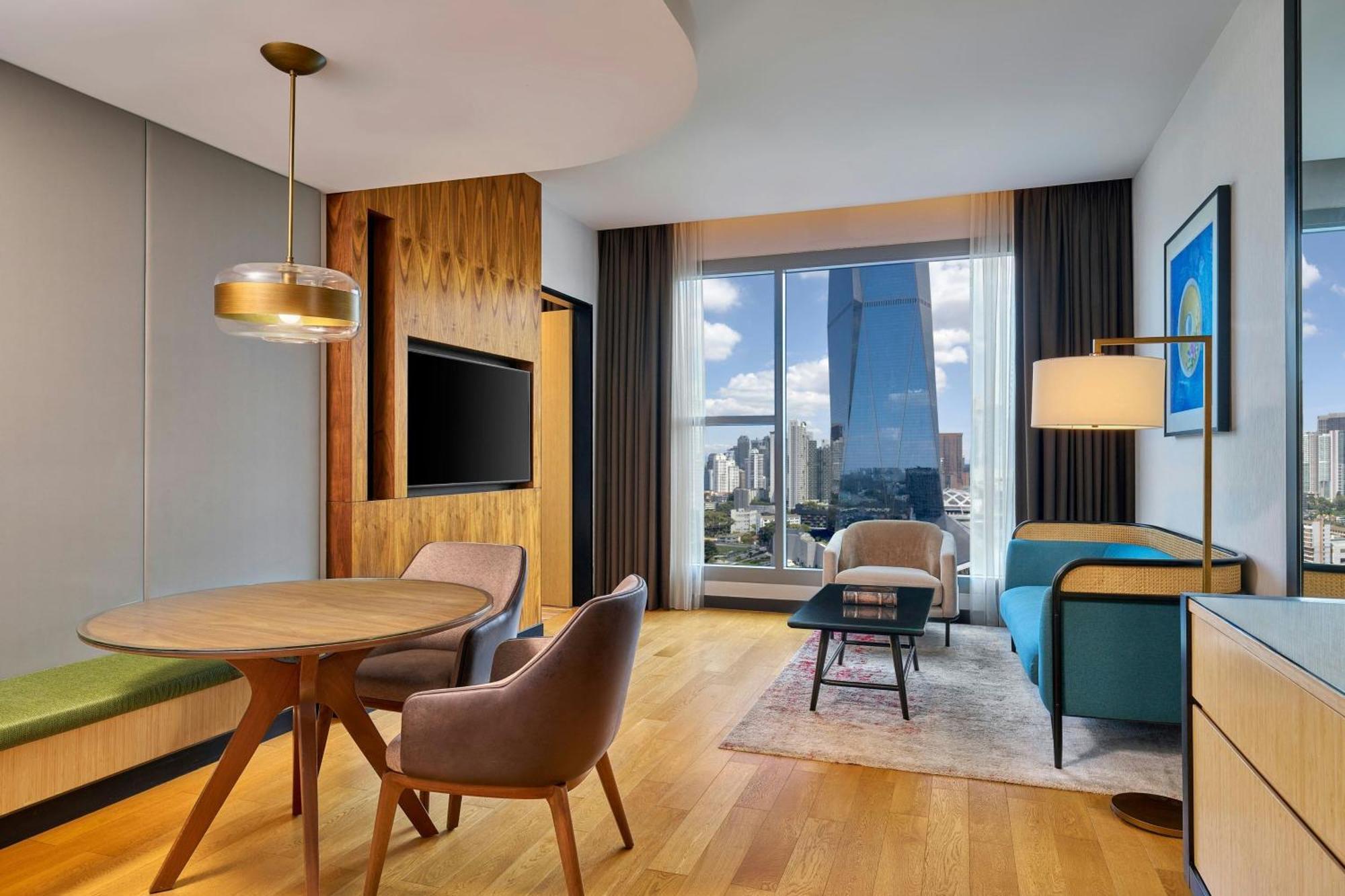 Premier Suite
